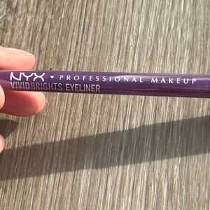 NYX Vivid Brights Eyeliner - Bold Purple